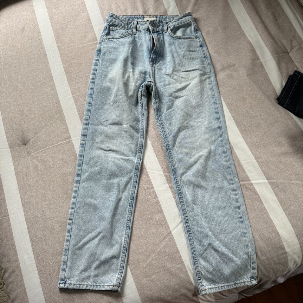 EUC We The Free Pacifica Light Wash High Rise Straight Leg Jeans Sz 27 - Picture 4 of 10